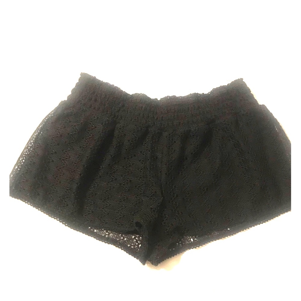 No Boundries black lace shorts
